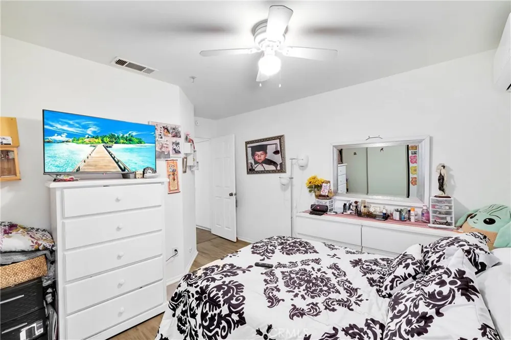 37050 Jenna Lane Palmdale, CA 93550