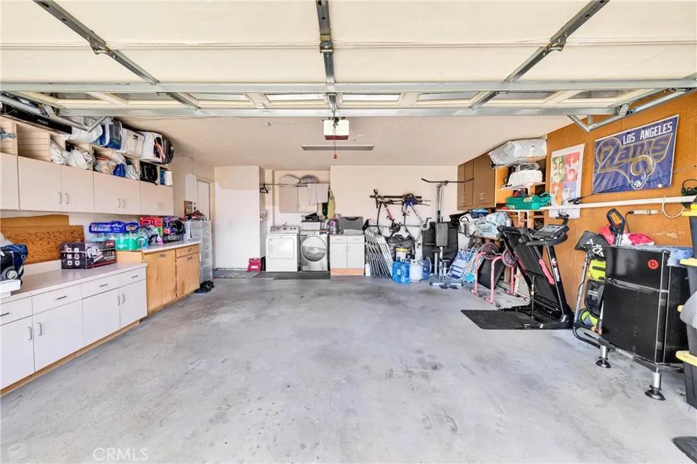 37050 Jenna Lane Palmdale, CA 93550