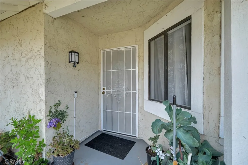 37050 Jenna Lane Palmdale, CA 93550
