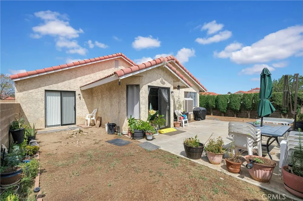 37050 Jenna Lane Palmdale, CA 93550