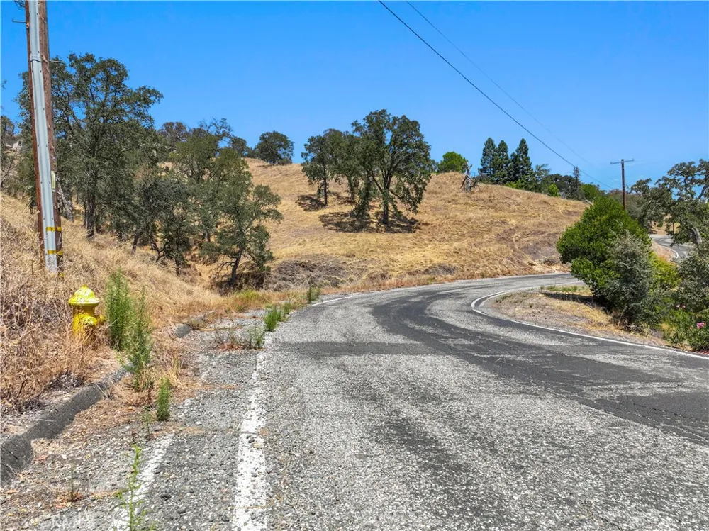4680 Dunn Valley Springs, CA 95252