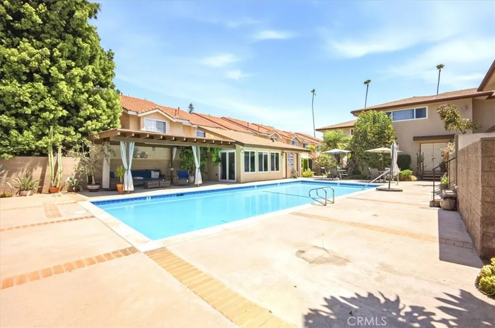 10365 Downey Avenue Downey, CA 90241