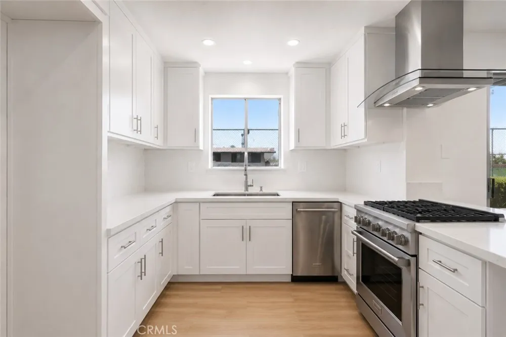 10365 Downey Avenue Downey, CA 90241
