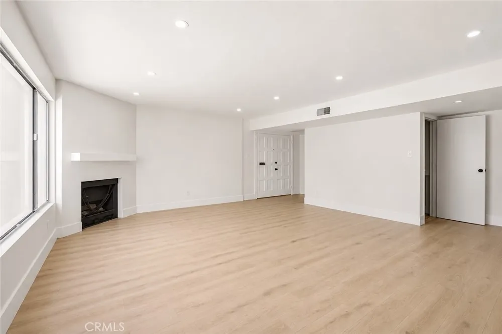 10365 Downey Avenue Downey, CA 90241