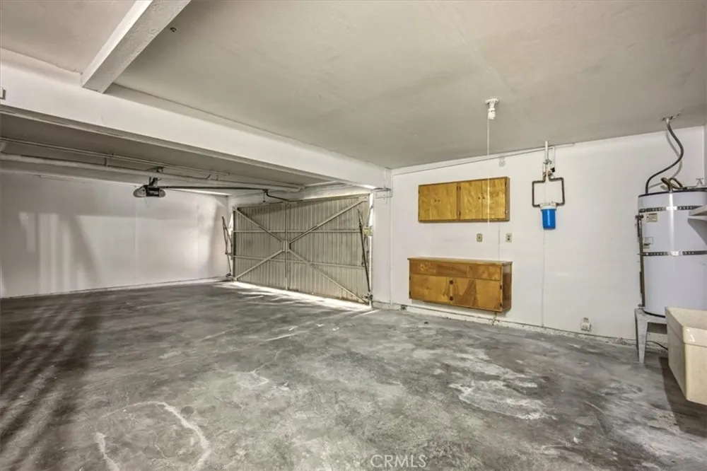 10365 Downey Avenue Downey, CA 90241
