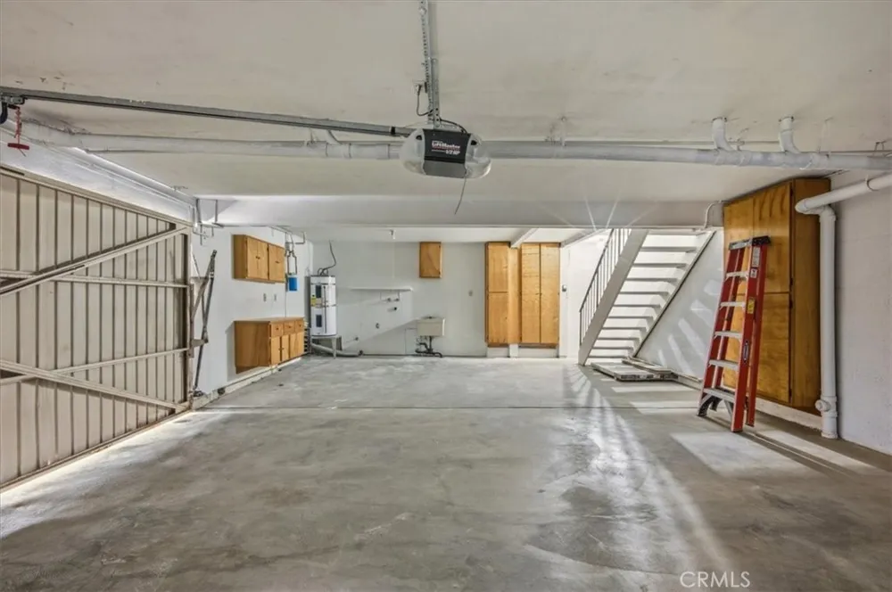 10365 Downey Avenue Downey, CA 90241