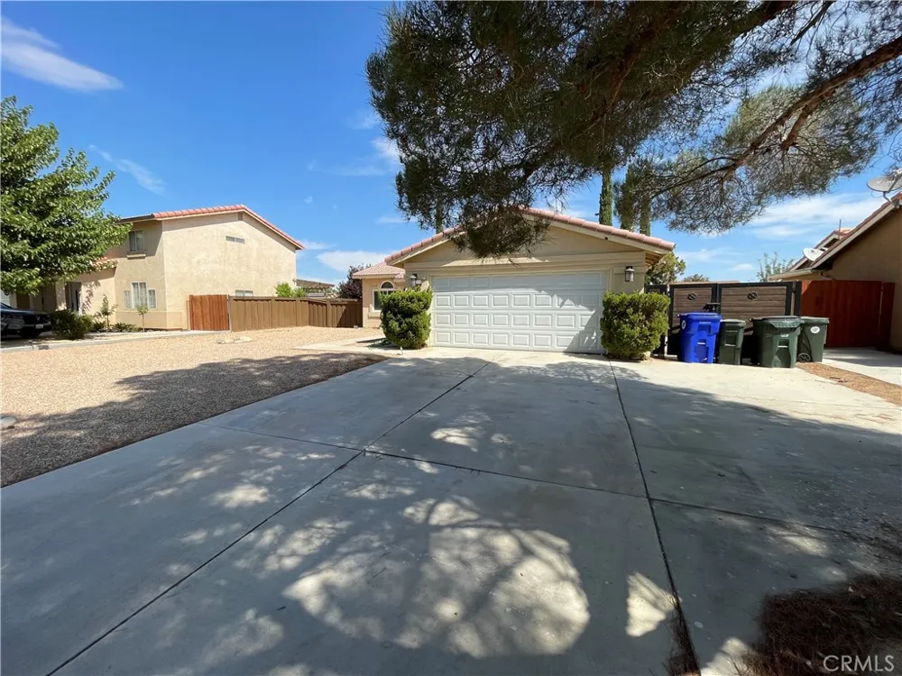 10800 Gates Adelanto, CA 92301