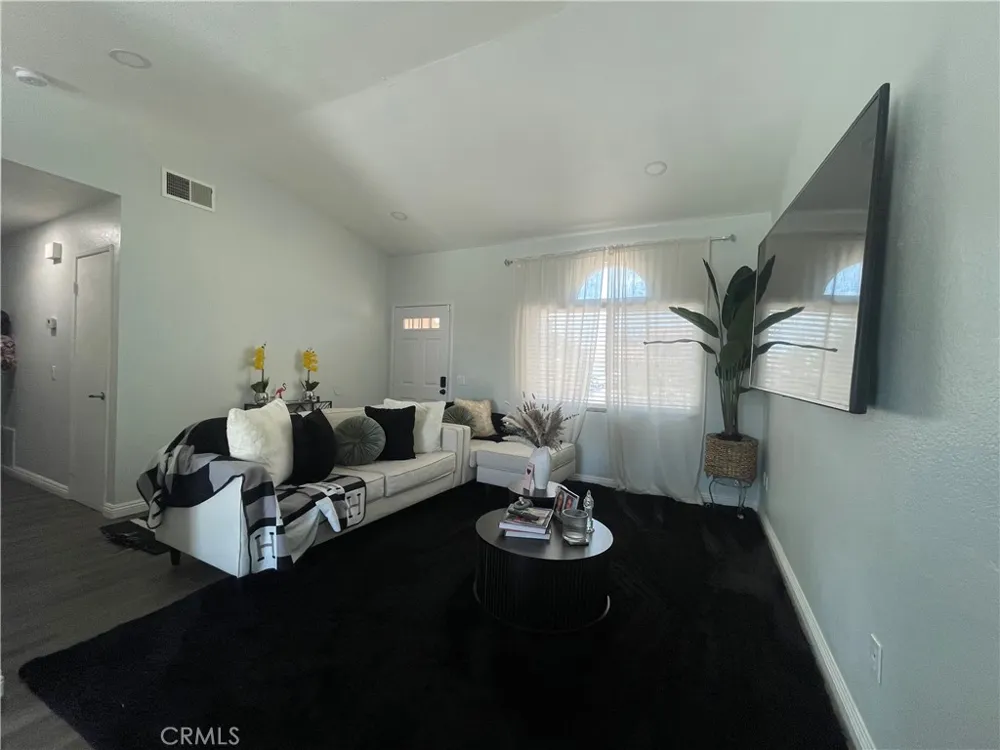 10800 Gates Adelanto, CA 92301