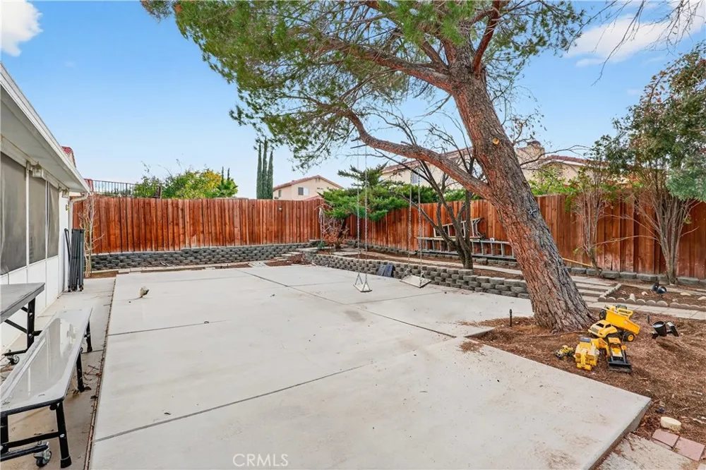 12824 Appian Victorville, CA 92395