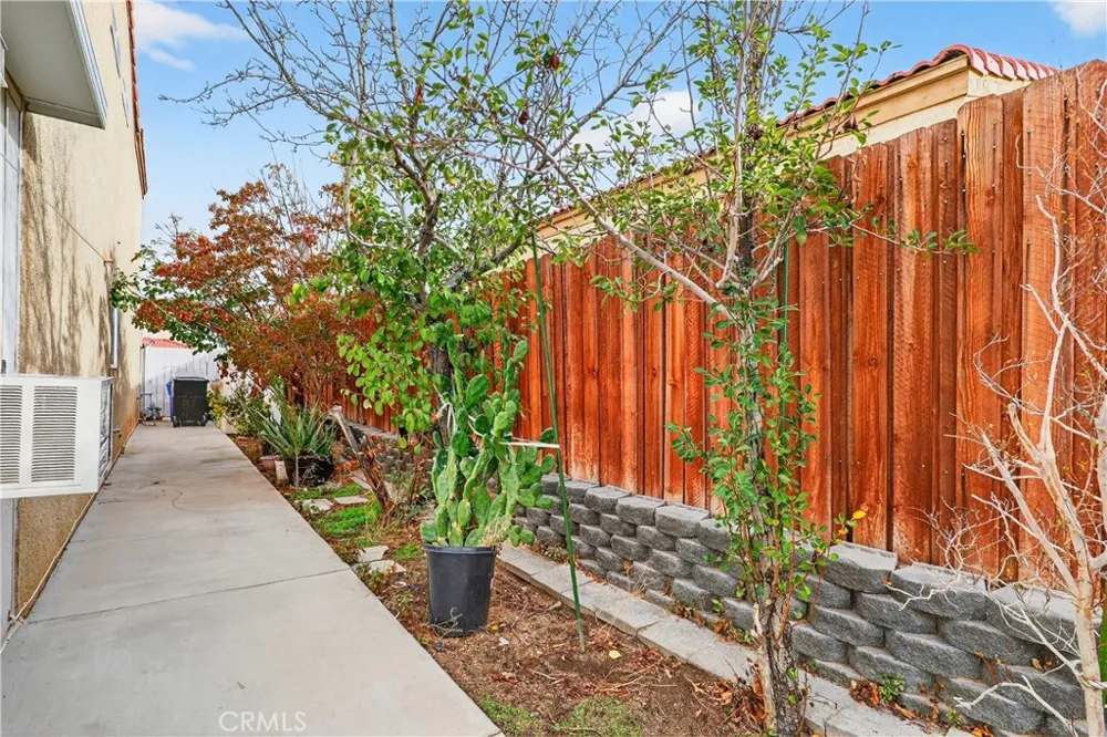 12824 Appian Victorville, CA 92395