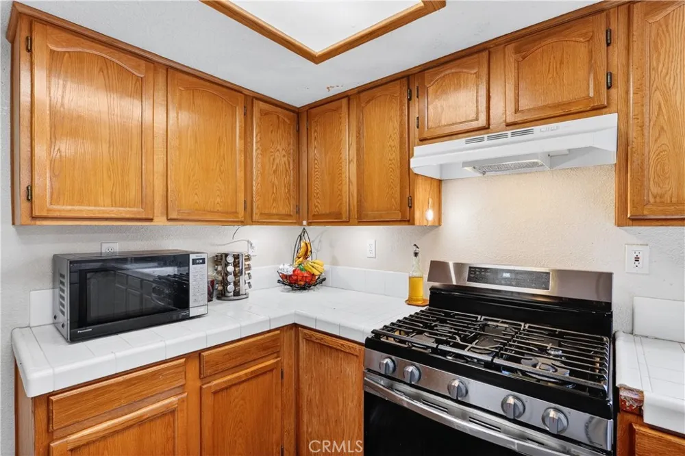 12824 Appian Victorville, CA 92395