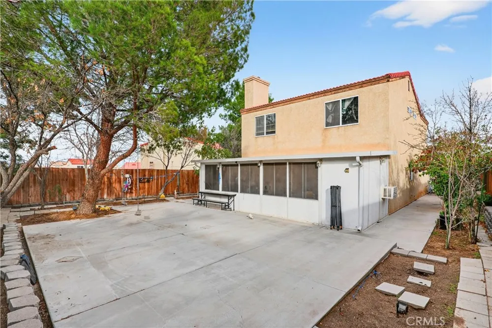 12824 Appian Victorville, CA 92395