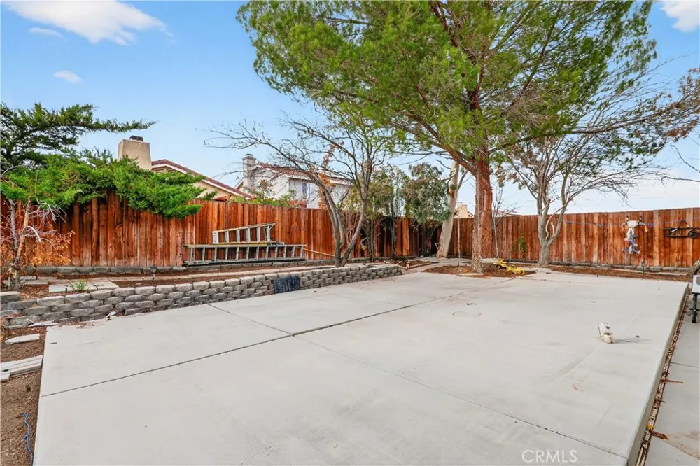 12824 Appian Victorville, CA 92395