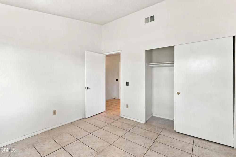 3534 Olds Road Oxnard, CA 93033