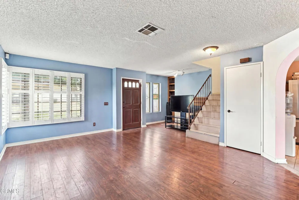 3534 Olds Road Oxnard, CA 93033