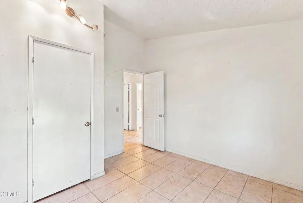 3534 Olds Road Oxnard, CA 93033