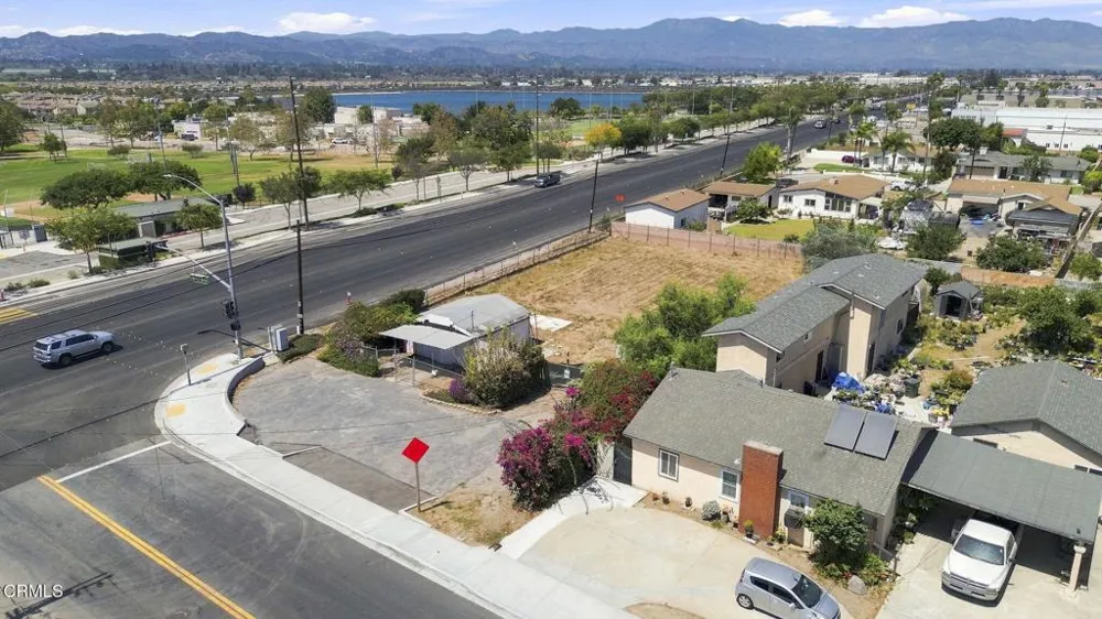 105 Walnut Drive Oxnard, CA 93036