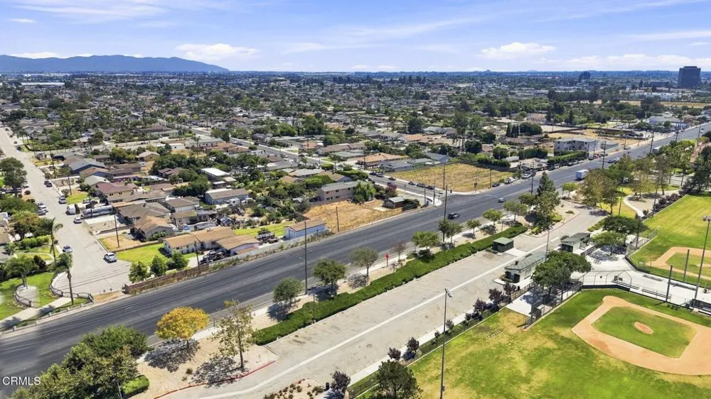105 Walnut Drive Oxnard, CA 93036