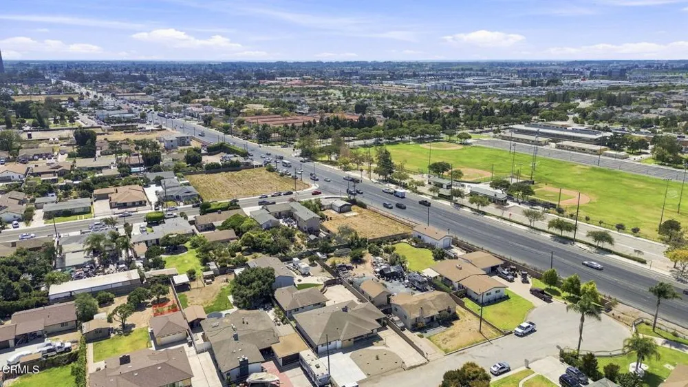 105 Walnut Drive Oxnard, CA 93036