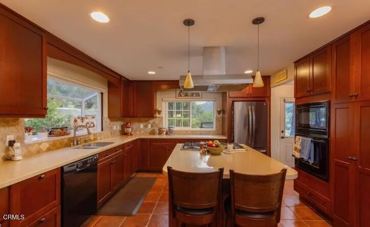 16152 Maricopa Highway Ojai, CA 93023