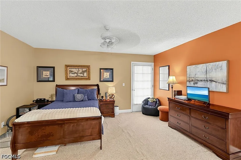 Shorewood Lane #206 Fort Myers, FL 33907