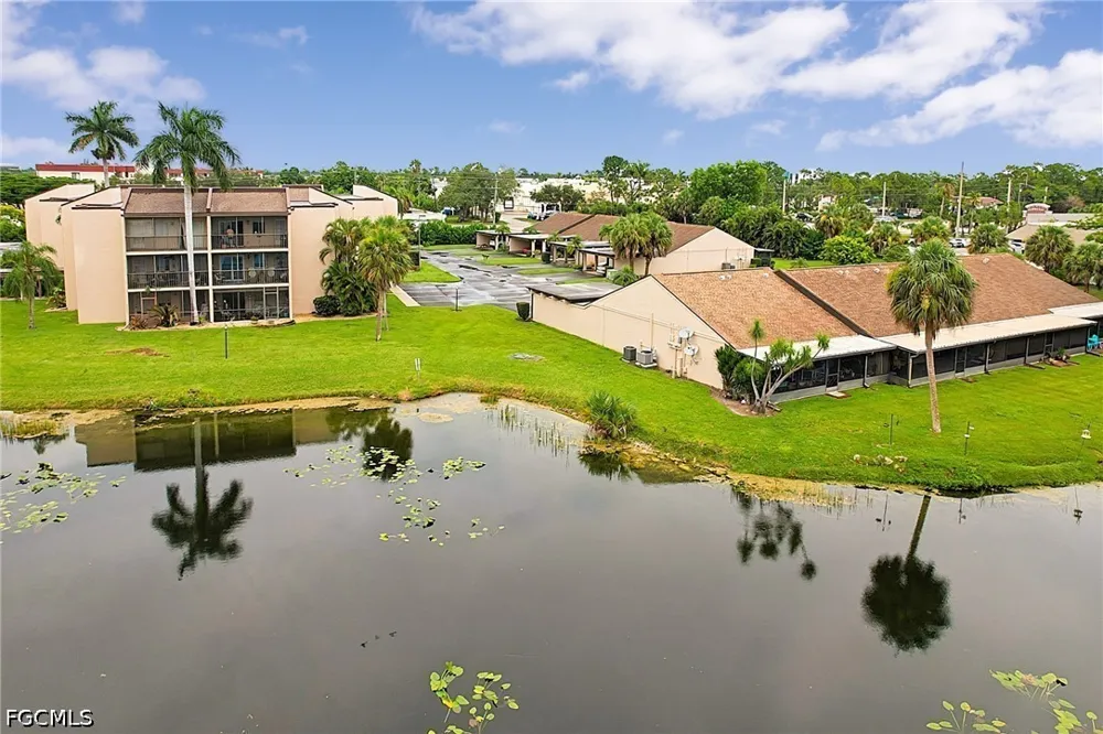 Shorewood Lane #206 Fort Myers, FL 33907