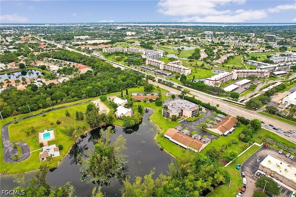 Shorewood Lane #206 Fort Myers, FL 33907