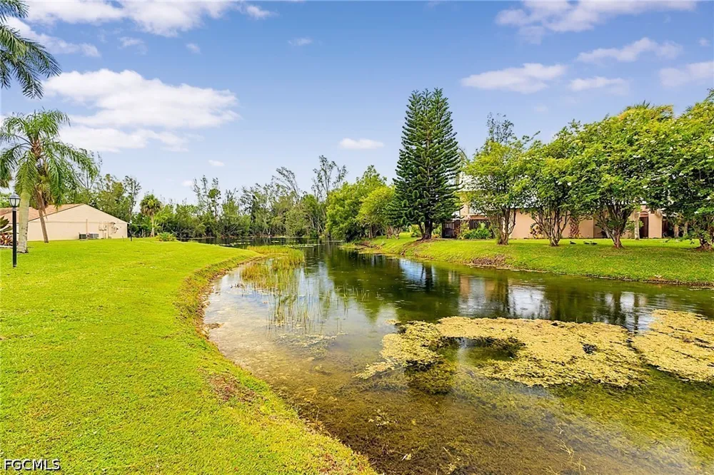 Shorewood Lane #206 Fort Myers, FL 33907