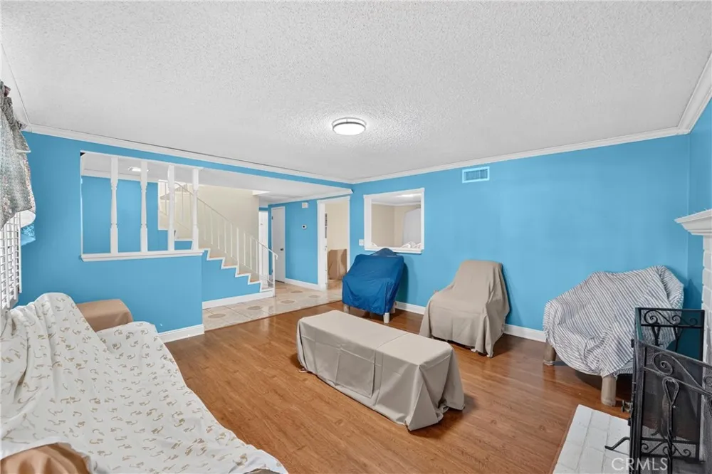 10445 Valley View Avenue Whittier, CA 90604