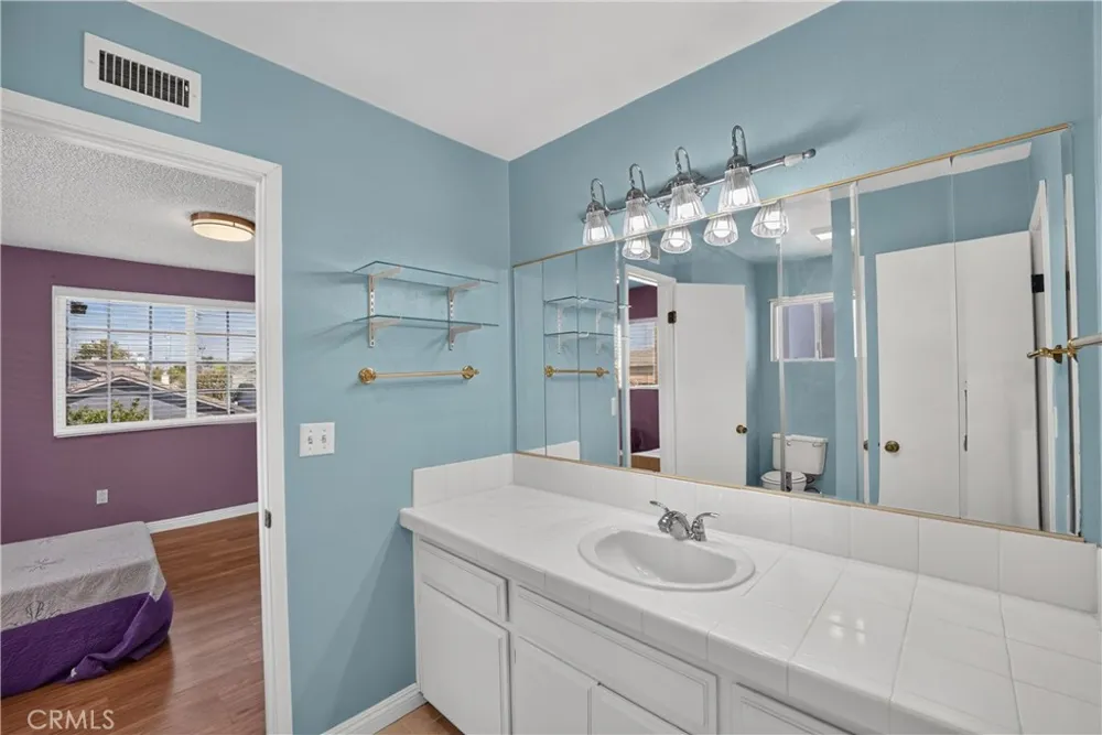 10445 Valley View Avenue Whittier, CA 90604