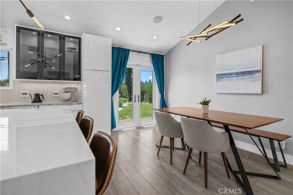 3843 Marber Long Beach, CA 90808
