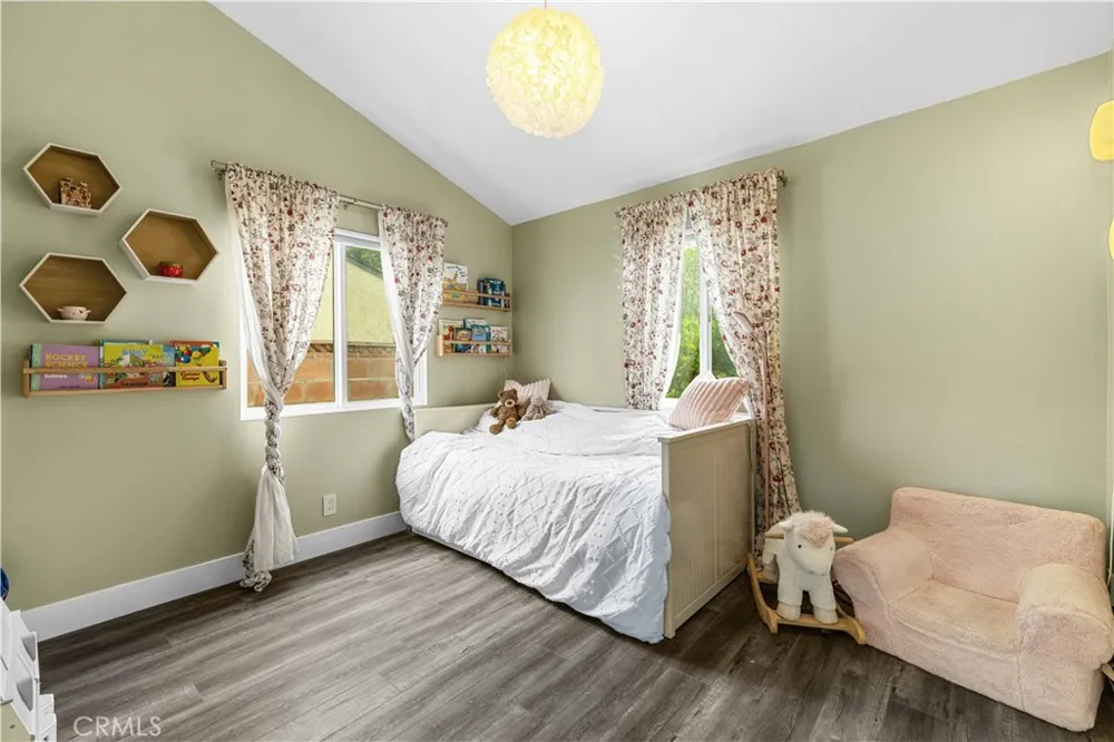 3843 Marber Long Beach, CA 90808