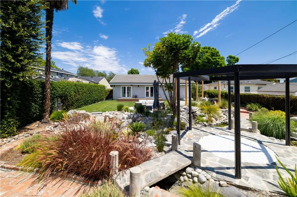 3843 Marber Long Beach, CA 90808
