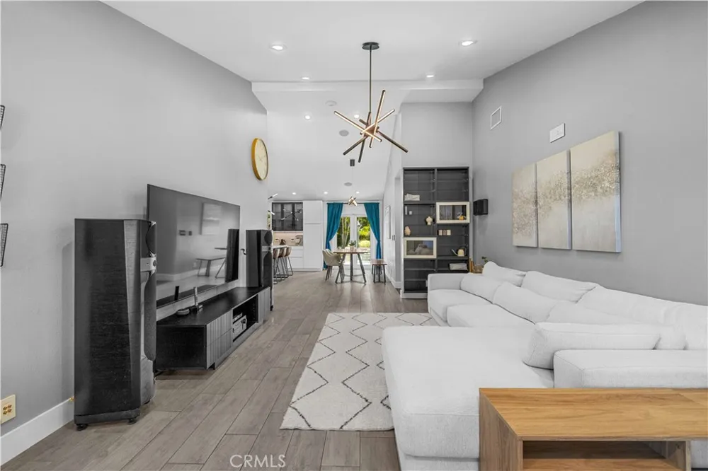3843 Marber Long Beach, CA 90808