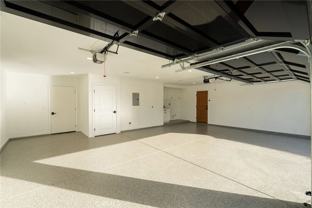 226 Santa Isabel Ave Costa Mesa, CA 92627
