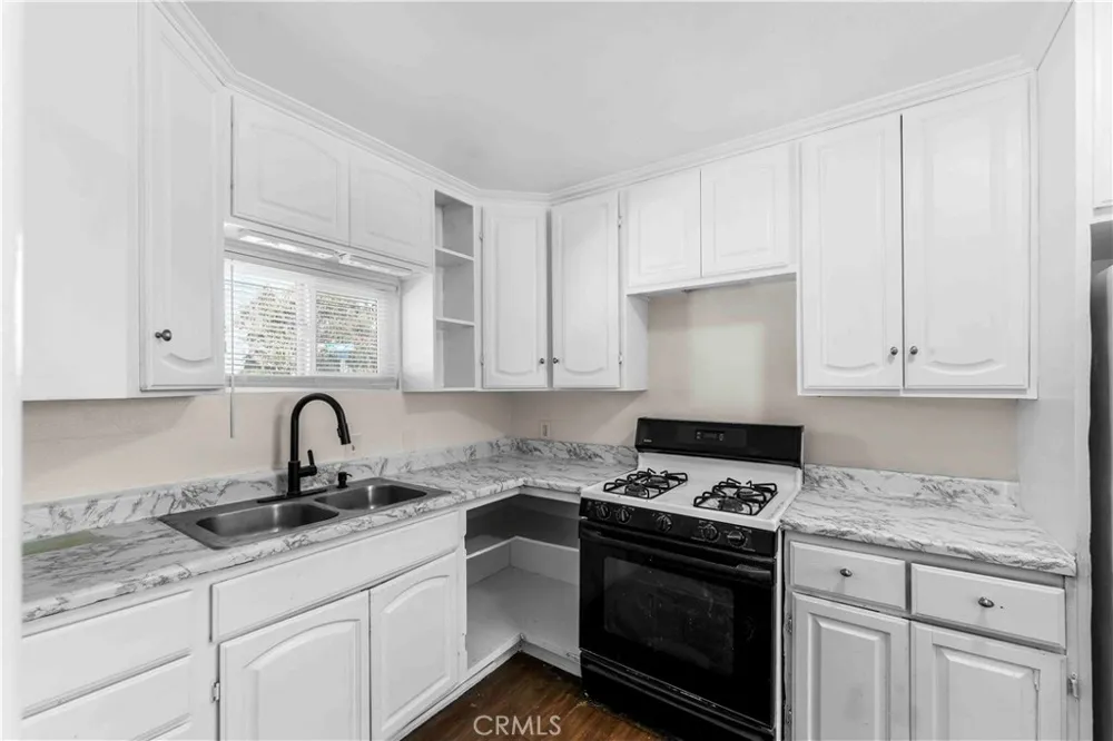 11967 Barnwall Norwalk, CA 90650