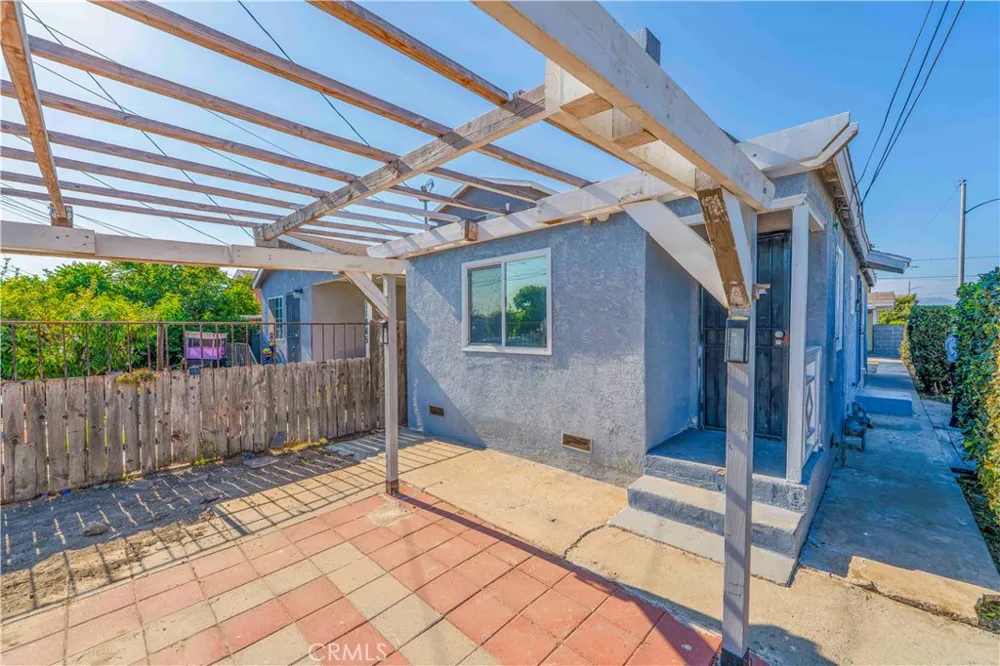 11967 Barnwall Norwalk, CA 90650