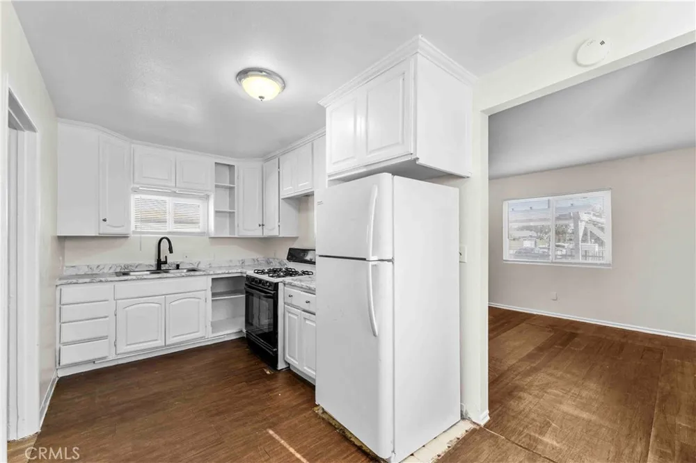 11967 Barnwall Norwalk, CA 90650