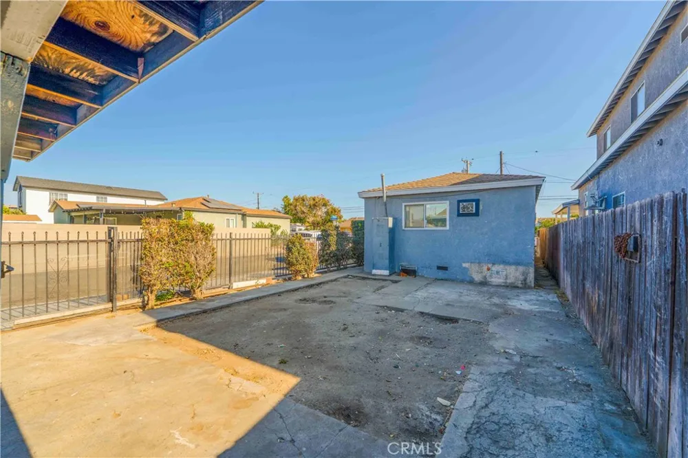 11967 Barnwall Norwalk, CA 90650