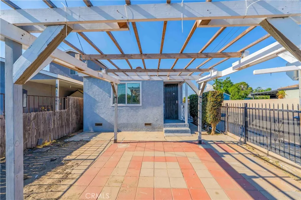 11967 Barnwall Norwalk, CA 90650