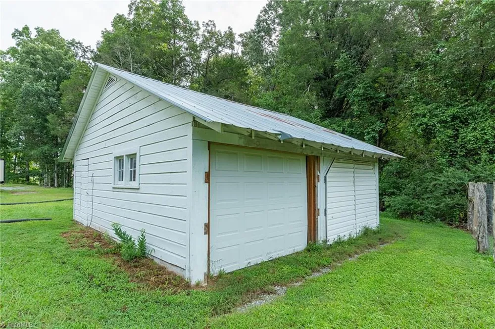 6440 NC Highway 62 Trinity, NC 27370