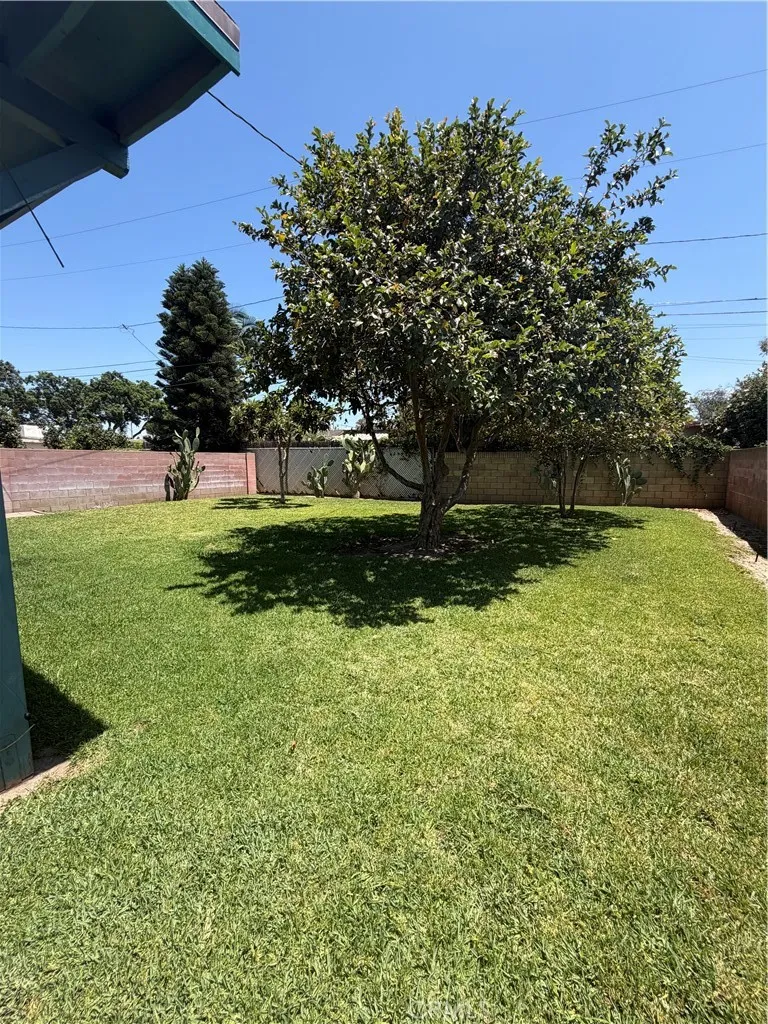 10445 Rose Hedge Drive Whittier, CA 90606