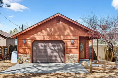 2089 Shady