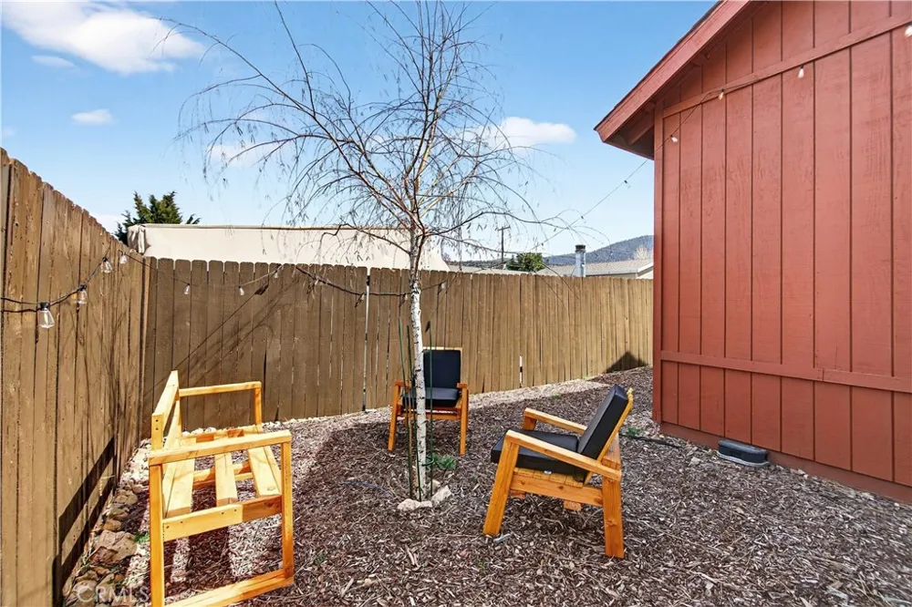 2089 Shady Big Bear City, CA 92314