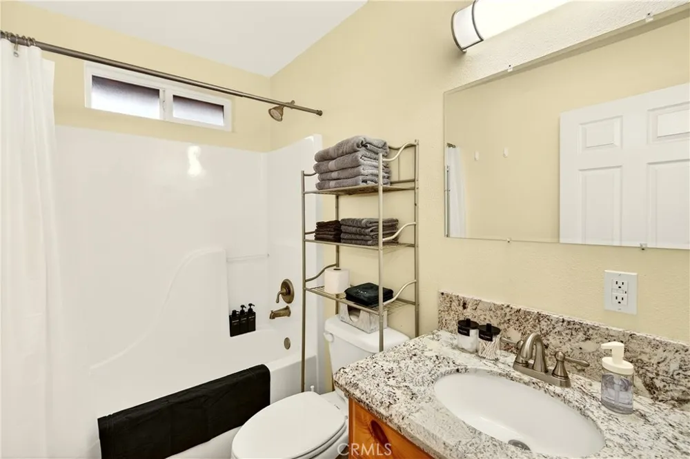 2089 Shady Big Bear City, CA 92314