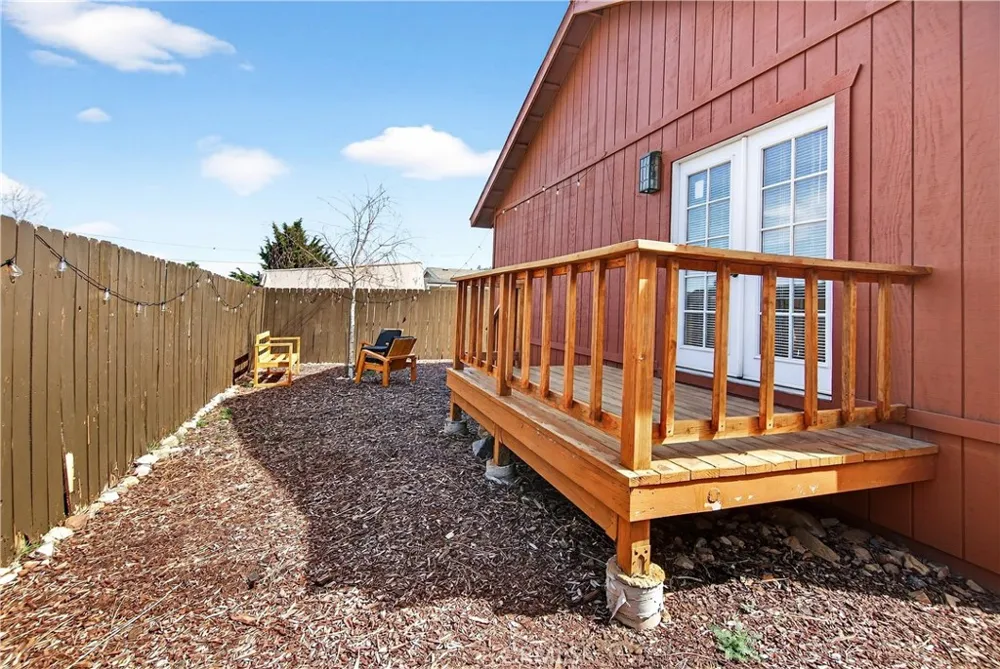 2089 Shady Big Bear City, CA 92314