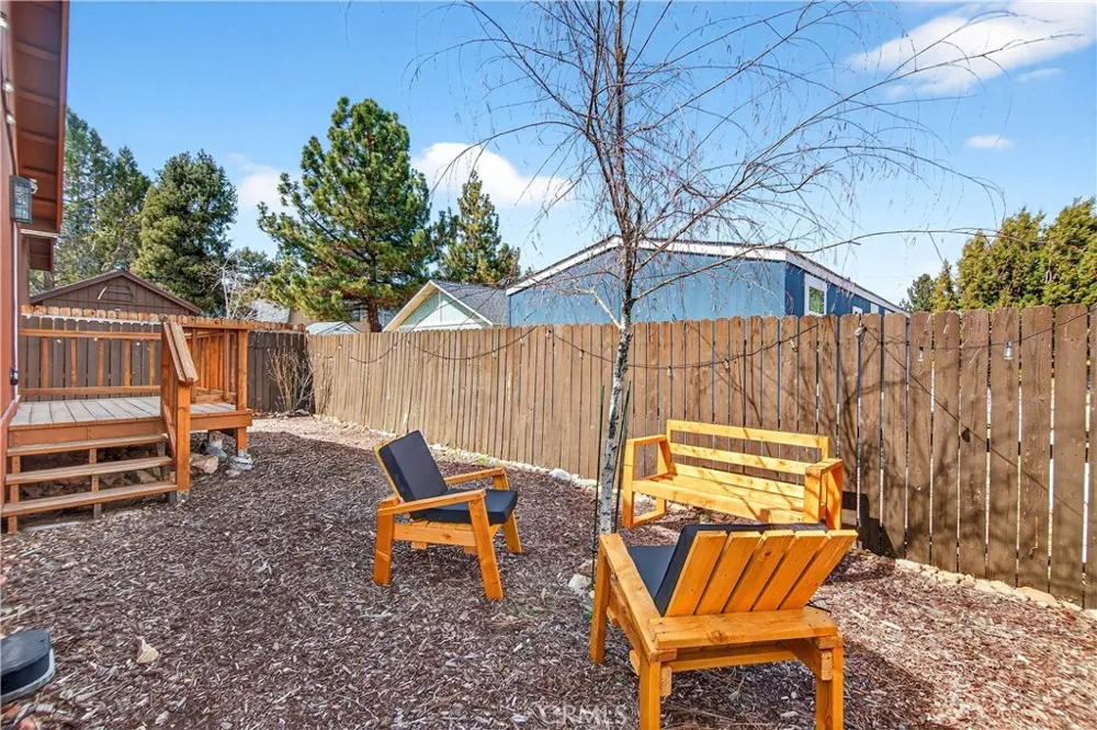 2089 Shady Big Bear City, CA 92314