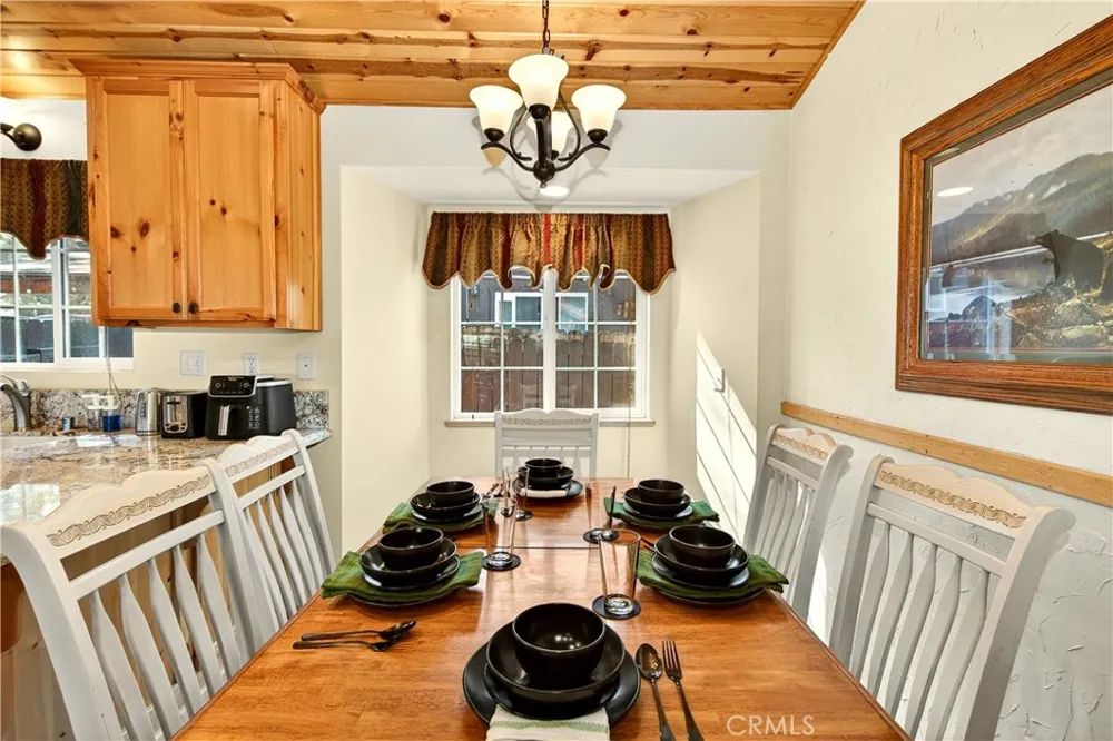 2089 Shady Big Bear City, CA 92314