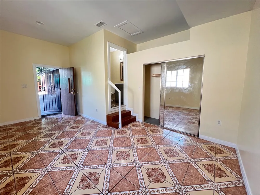 9219 Danbridge Pico Rivera, CA 90660