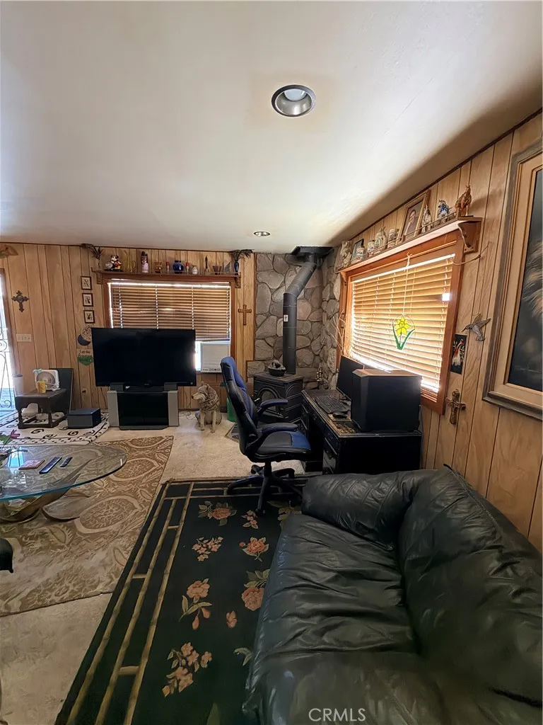6708 Ivins Frazier Park, CA 93225